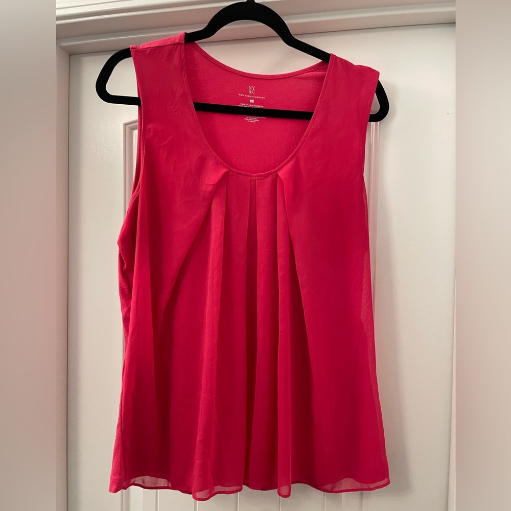 NY&Co pink tank top